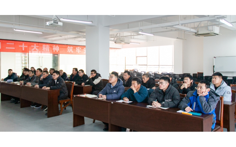 【內(nèi)訓(xùn)師課堂】天華實業(yè)集團舉行《鋁模施工工藝》《防水質(zhì)量管控》《墜落事故預(yù)防》專題培訓(xùn)